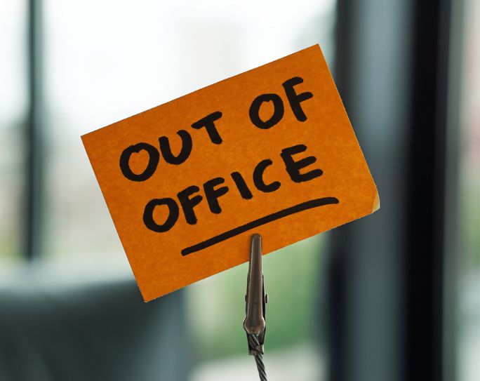 pet sitter out of office message